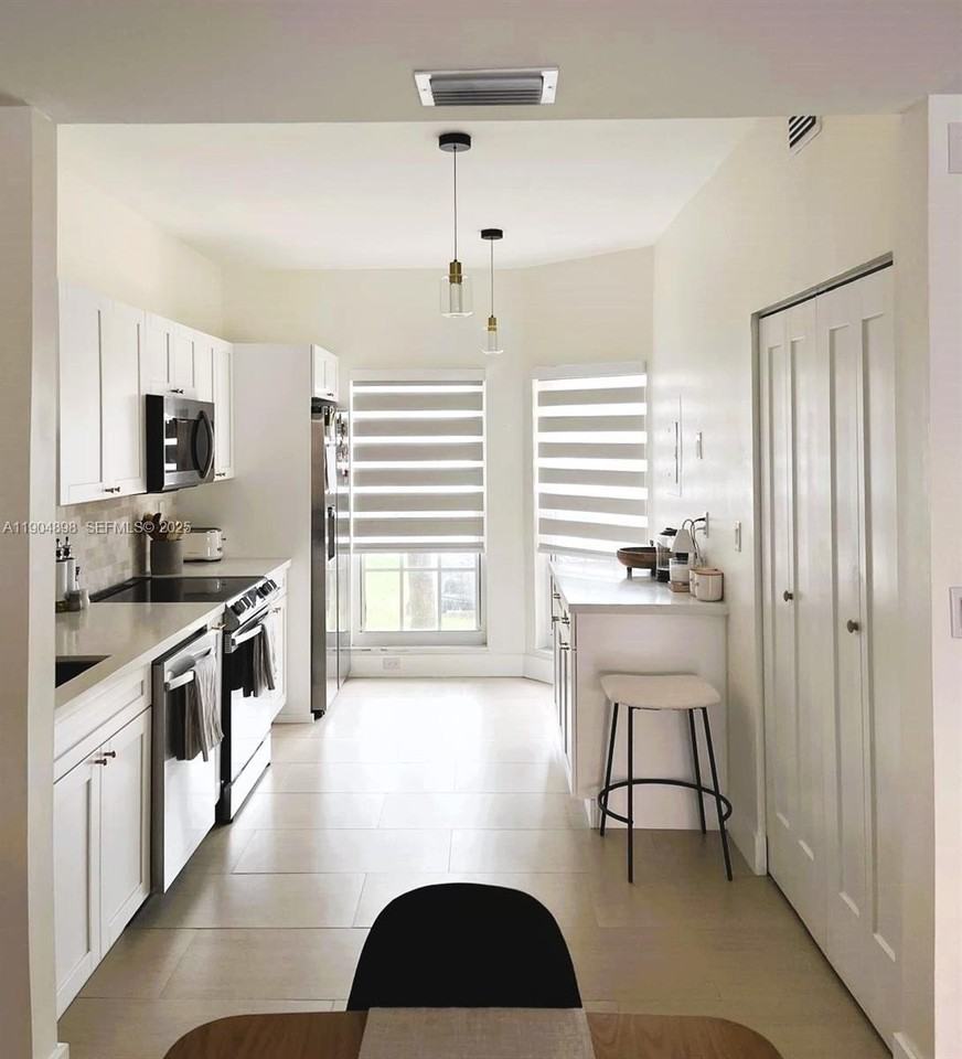 14305 Sw 57th Ln #7-8 - Photo 3 of 44