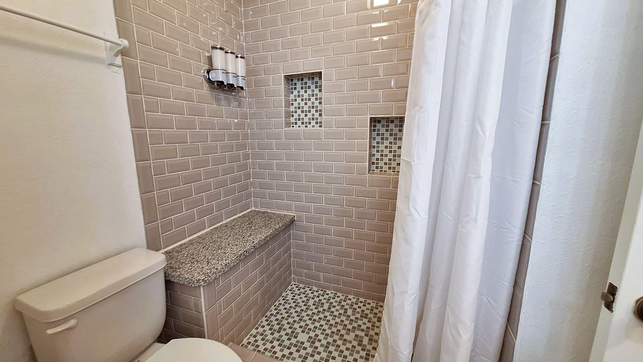 Nicole Ln - Photo 6 of 10