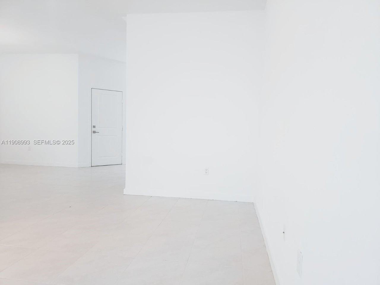 1363 Nw 208th Ter - Photo 6 of 44