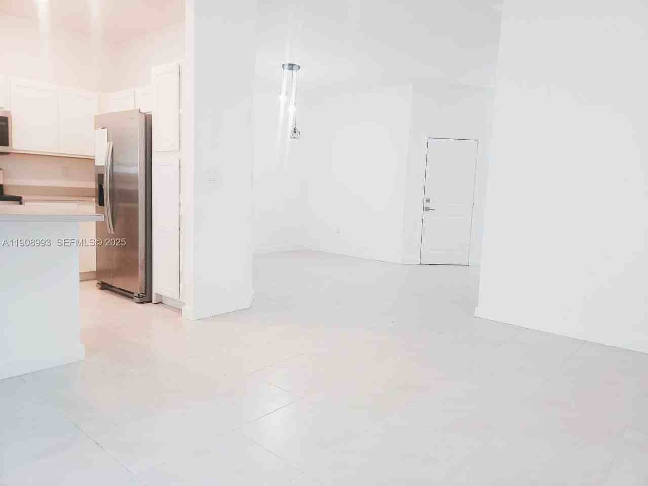 1363 Nw 208th Ter - Photo 7 of 44