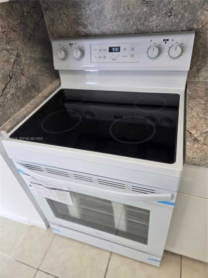 8821 W Flagler St #313 - Photo 2 of 15