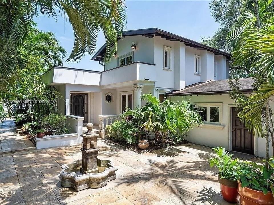 800 Sw 12th Ave - Photo 2 of 28