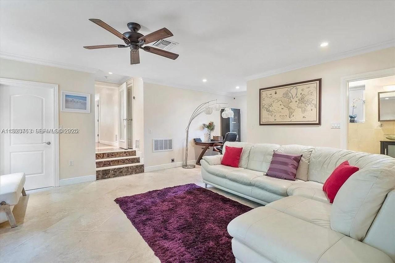 800 Sw 12th Ave - Photo 7 of 28