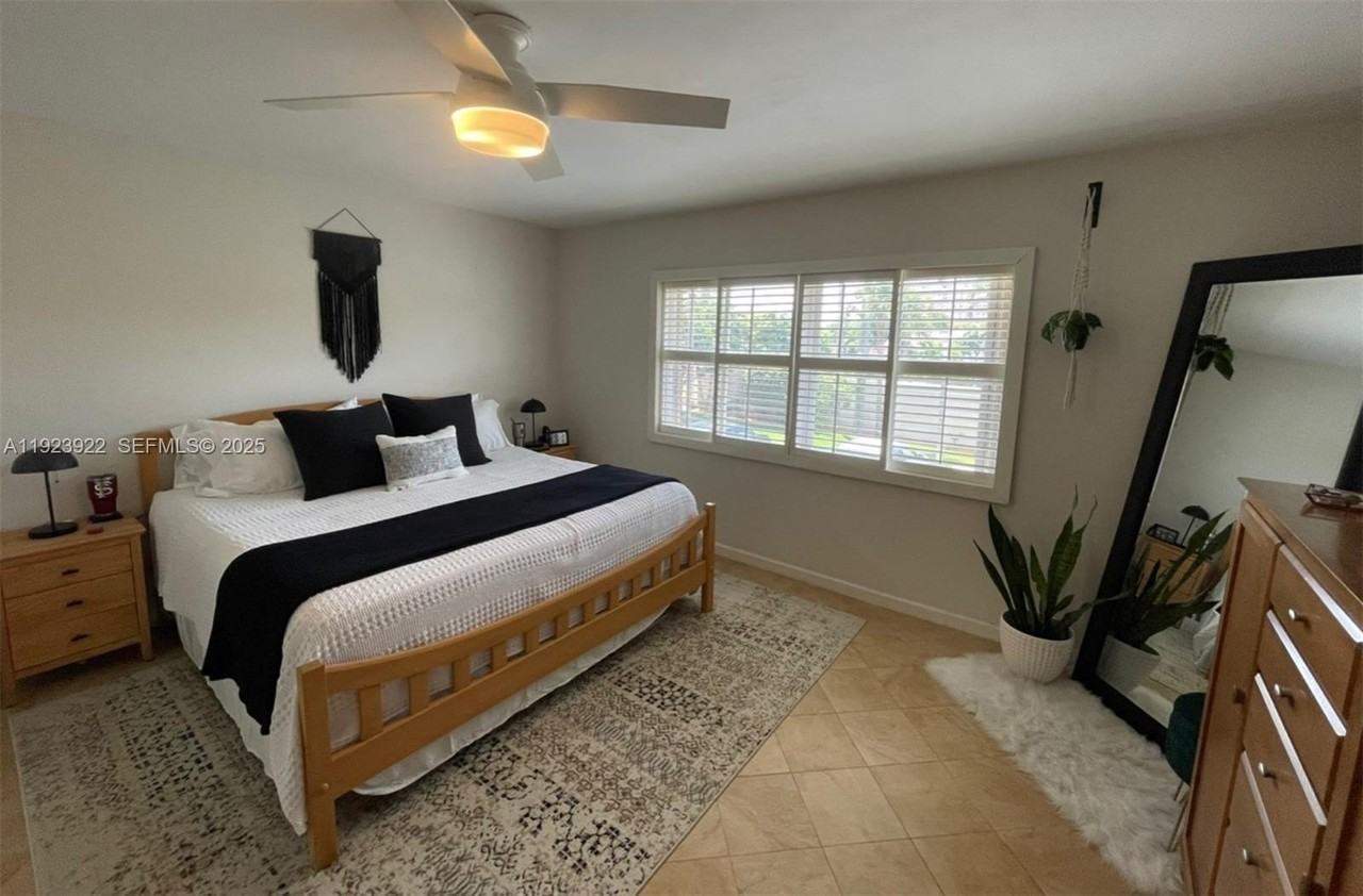 5555 N Ocean Blvd #28 - Photo 5 of 35