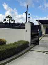 25800 Sw 214th Ave - Photo 1 of 1