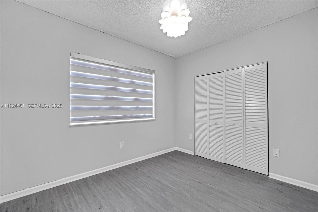 8021 Lake Dr #102 - Photo 6 of 12