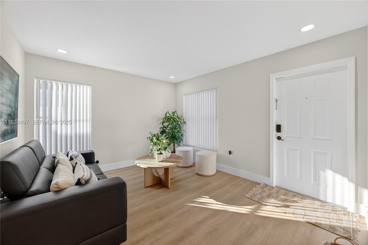 11352 Sw 245th St #00 - Photo 4 of 29