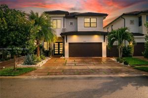 featured image of 8842 Northwest 161st Terrace