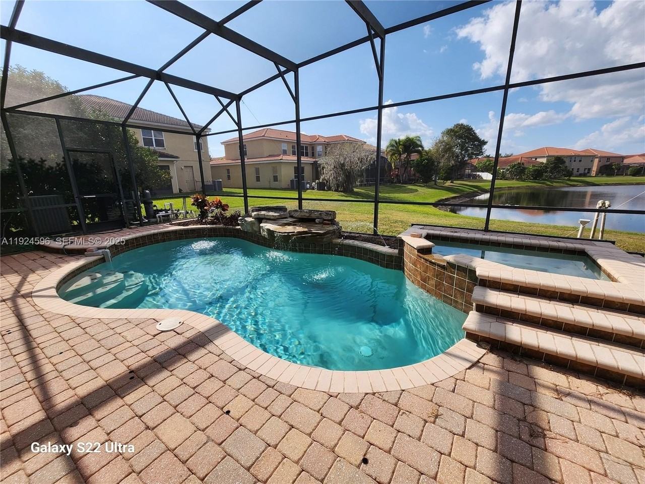 2802 Quiet Water Trl #2802 - Photo 2 of 50