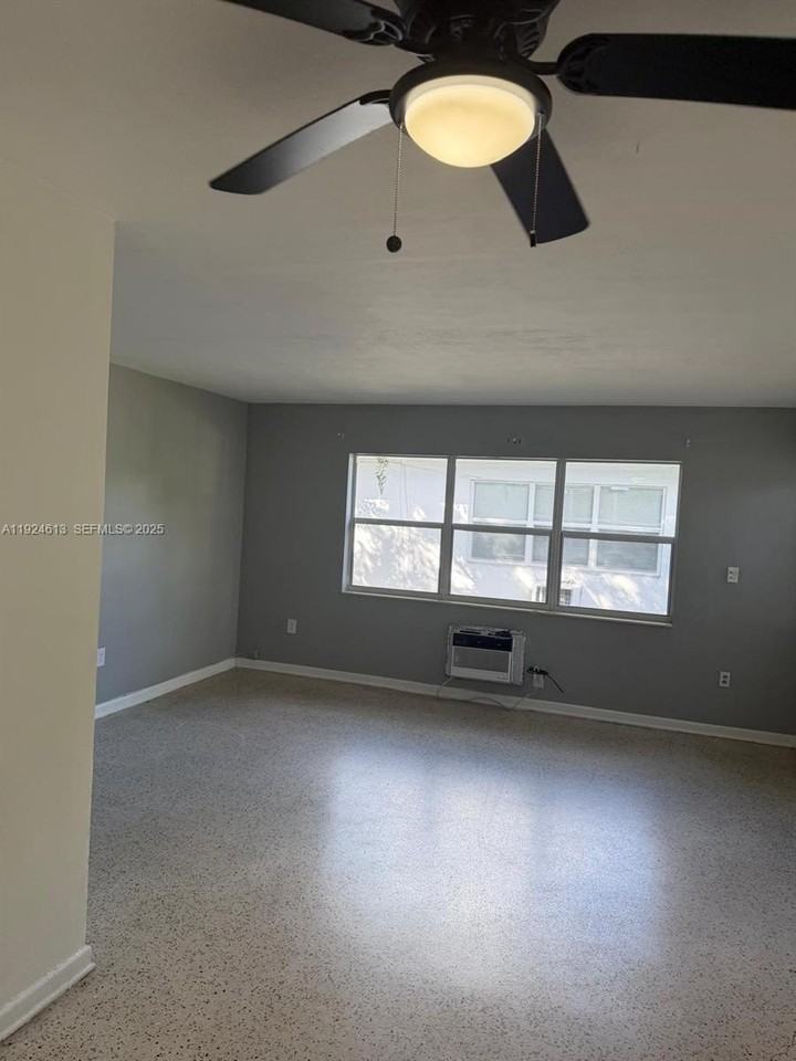 1940 Northeast 167th Street #3