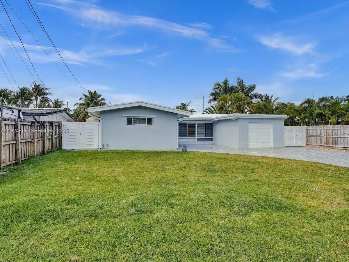 2525 Gulfstream Ln #2525 - Photo 5 of 36