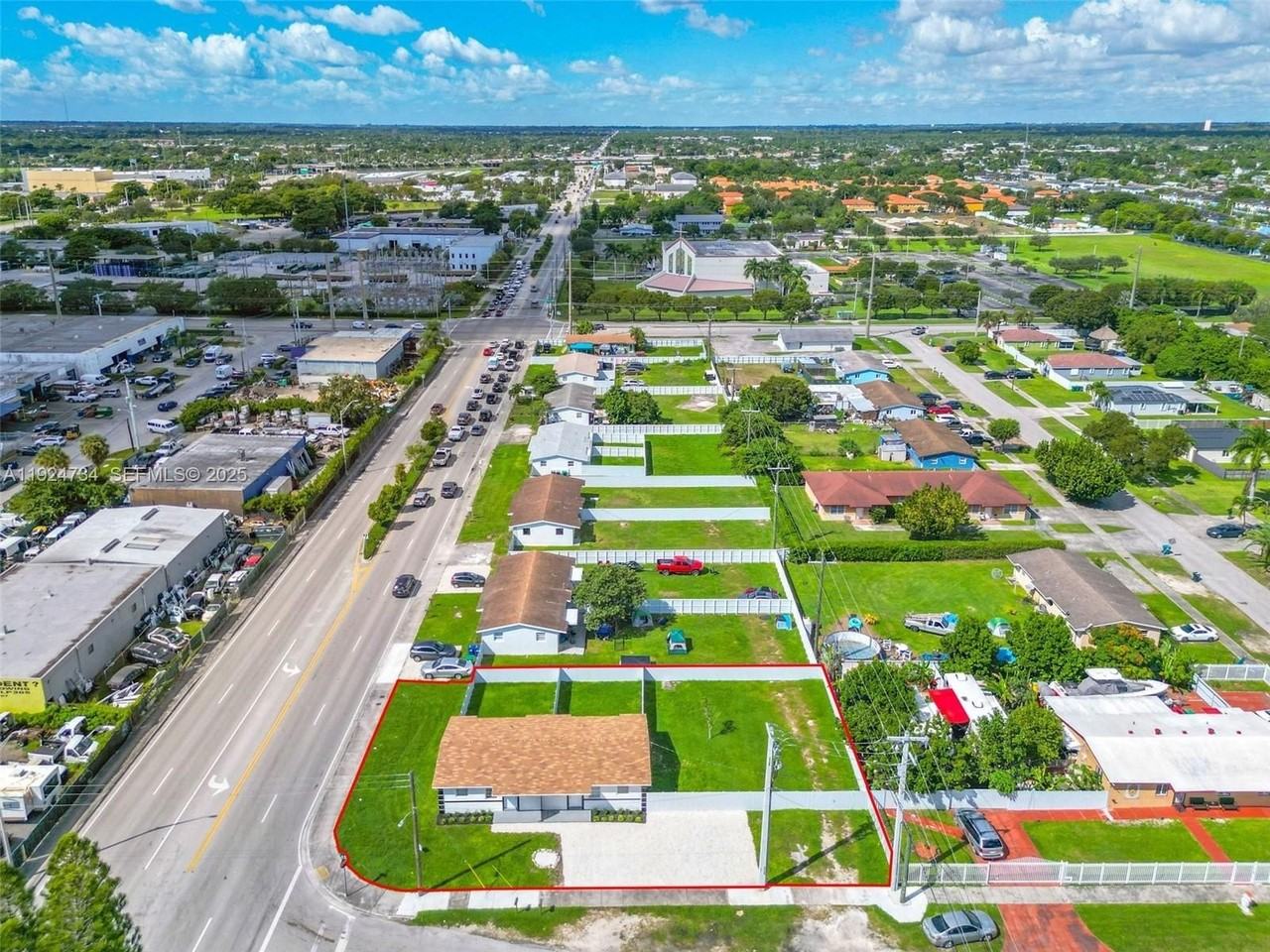 18350 Southwest 105th Avenue #1 - Photo 4 of 19