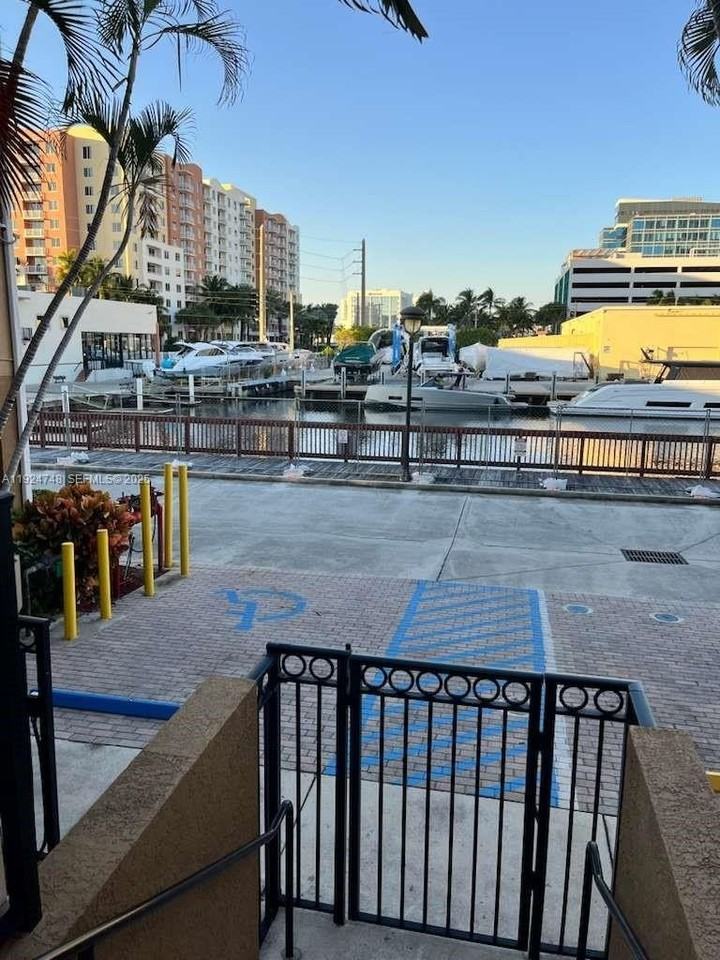 2891 Ne 185th St #1006 - Photo 6 of 40