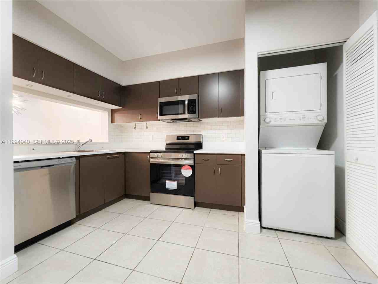 34 Key West Court #43