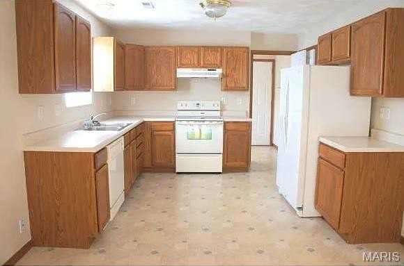 2350 Coniferous Dr - Photo 5 of 25