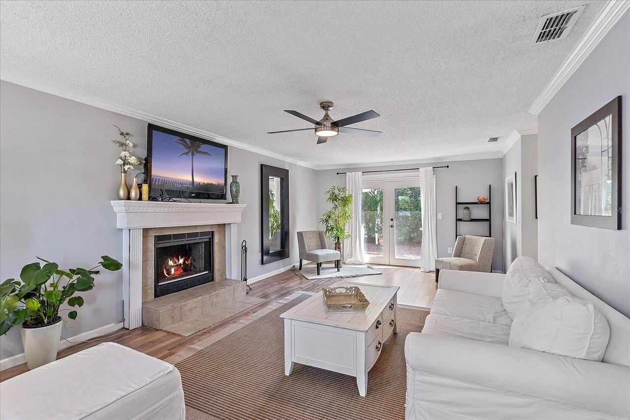 5766 Forester Pine Ct - Photo 5 of 24