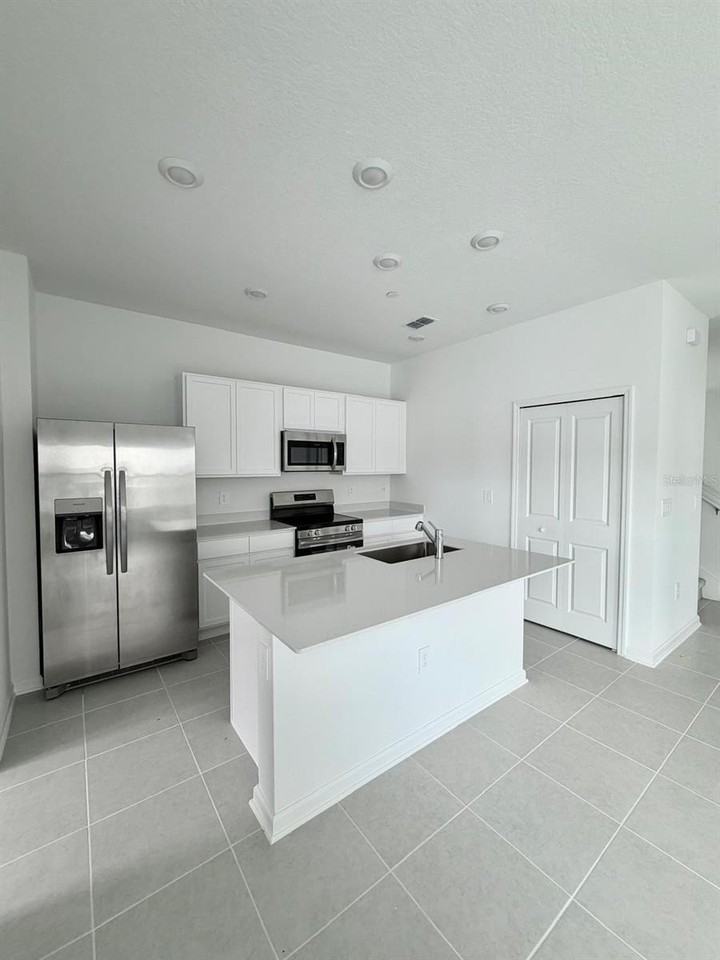 2392 Rider Rain Ln - Photo 5 of 18