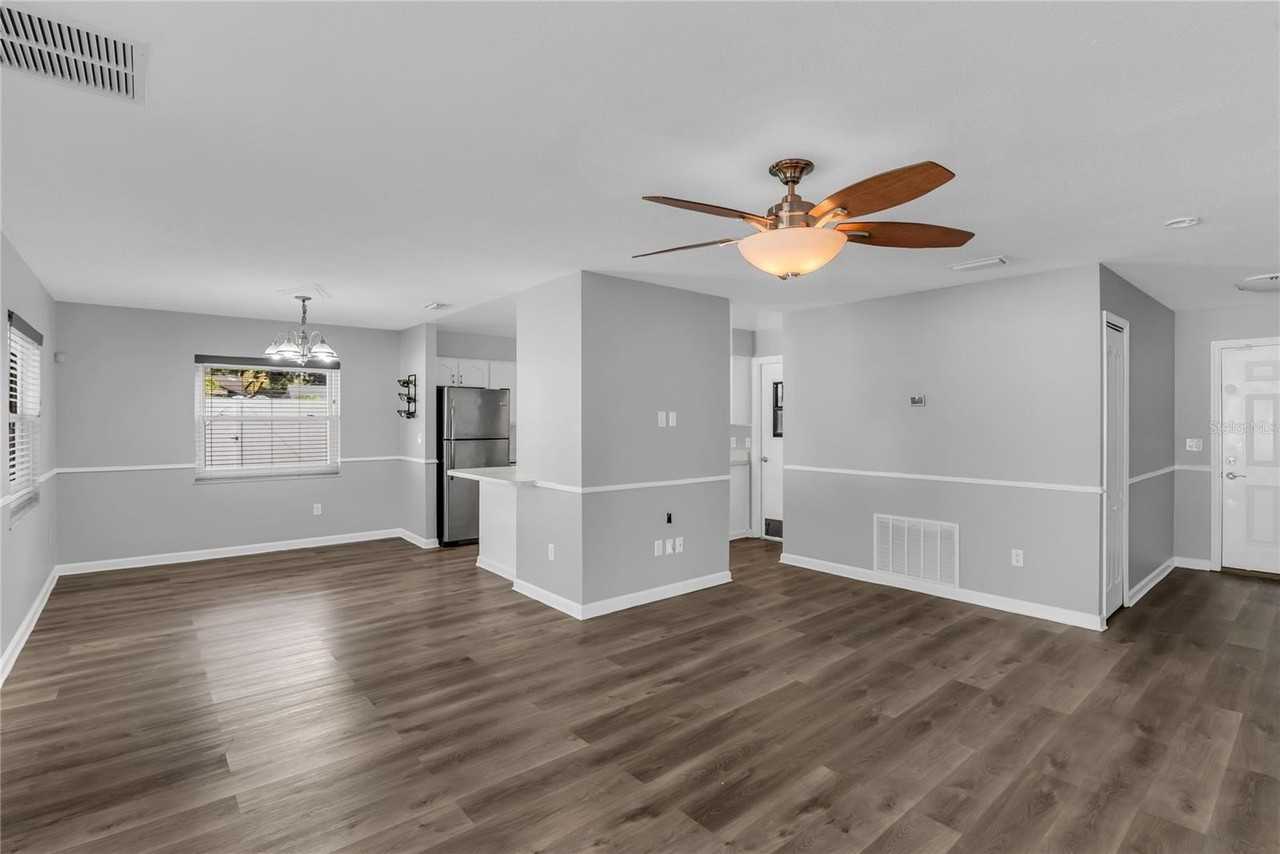 641 Glenview Dr - Photo 6 of 25