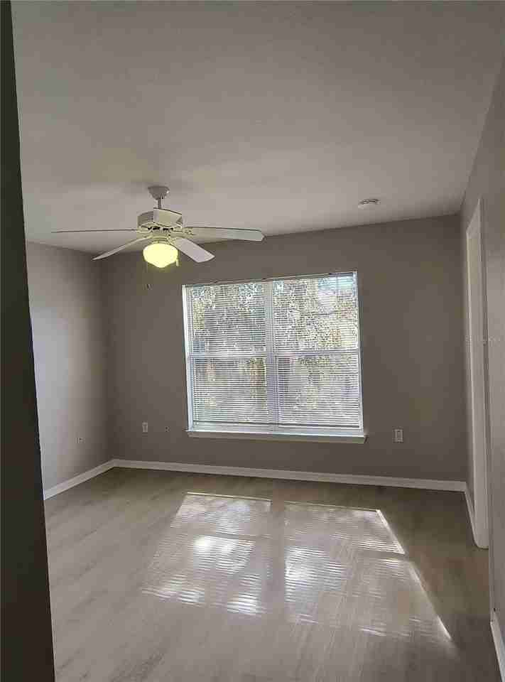 320 Puffer Ct - Photo 3 of 30