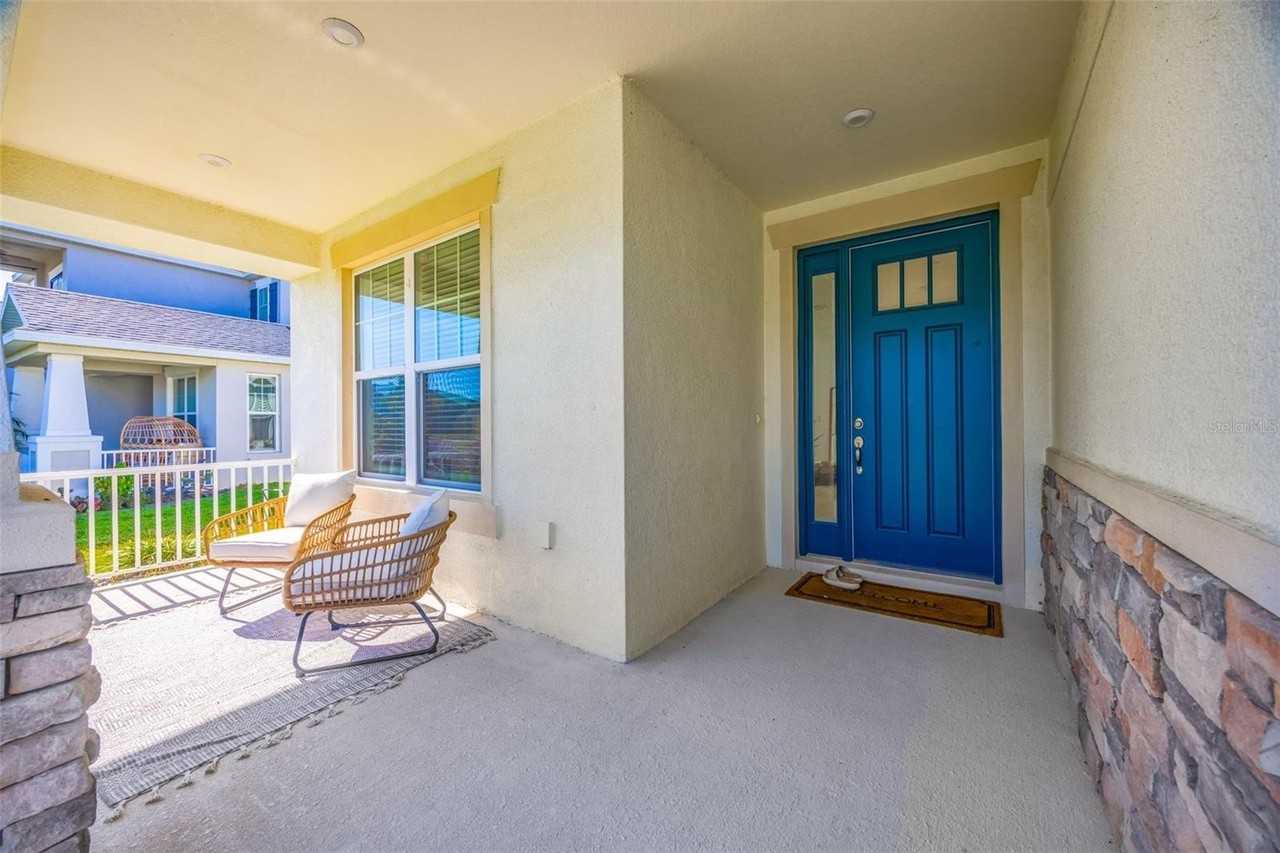 33995 Astoria Cir - Photo 4 of 50