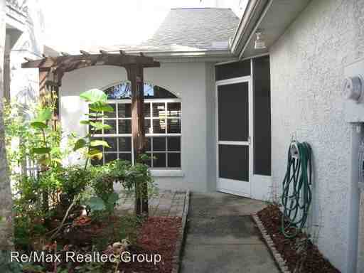 2578 Stony Brook Ln - Photo 2 of 21