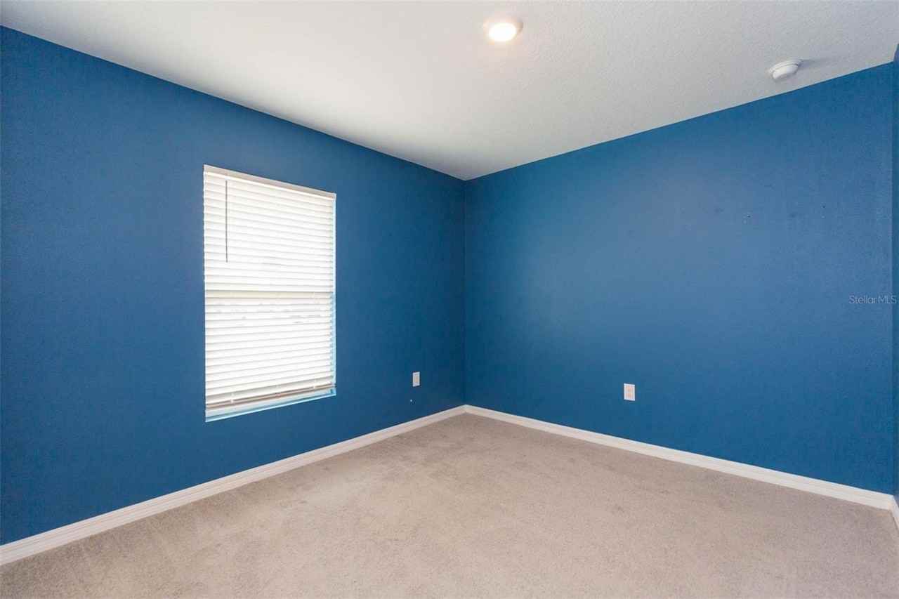 5358 Woodridge Ln - Photo 4 of 32