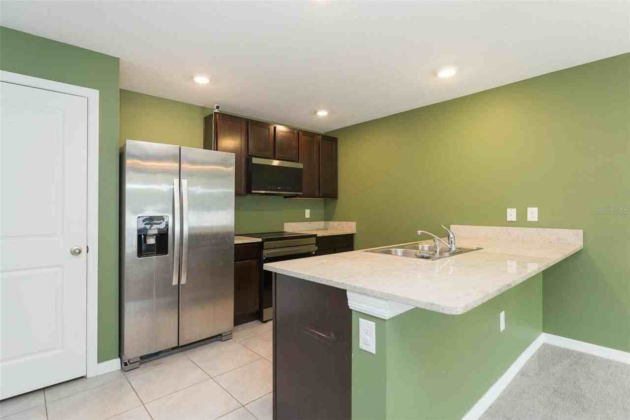 5358 Woodridge Ln - Photo 6 of 32