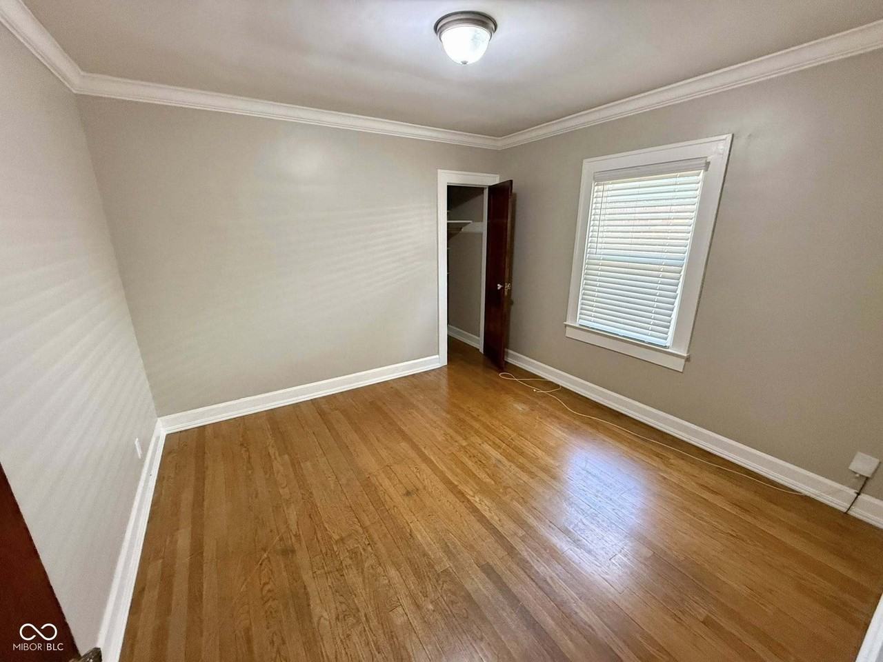 1132 Shannon Ave - Photo 7 of 12