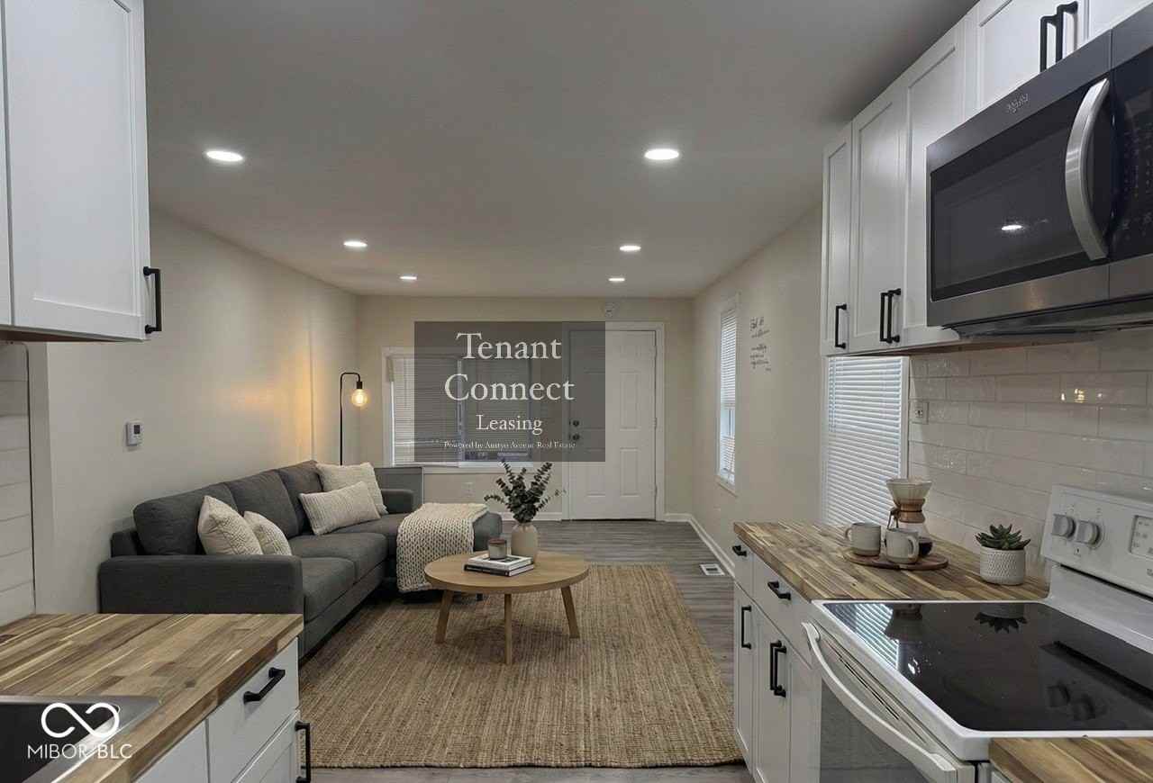 2522 E 16th St - Photo 4 of 15