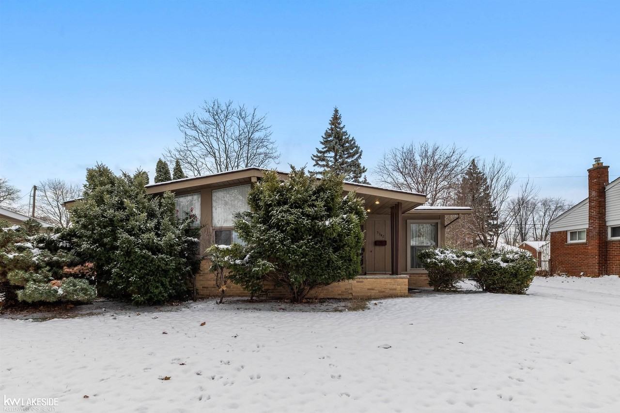 5342 Streefkerk Dr - Photo 4 of 24