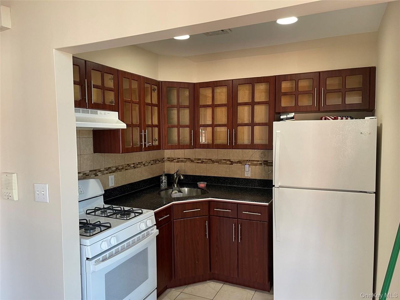 8822 70th Rd 2nd Fl #2ndFL - Photo 6 of 14