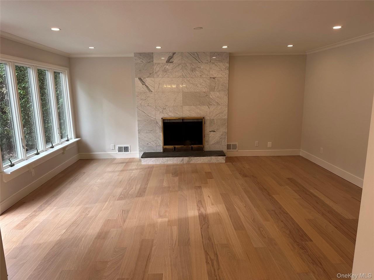 36 Dunes Ln - Photo 4 of 15