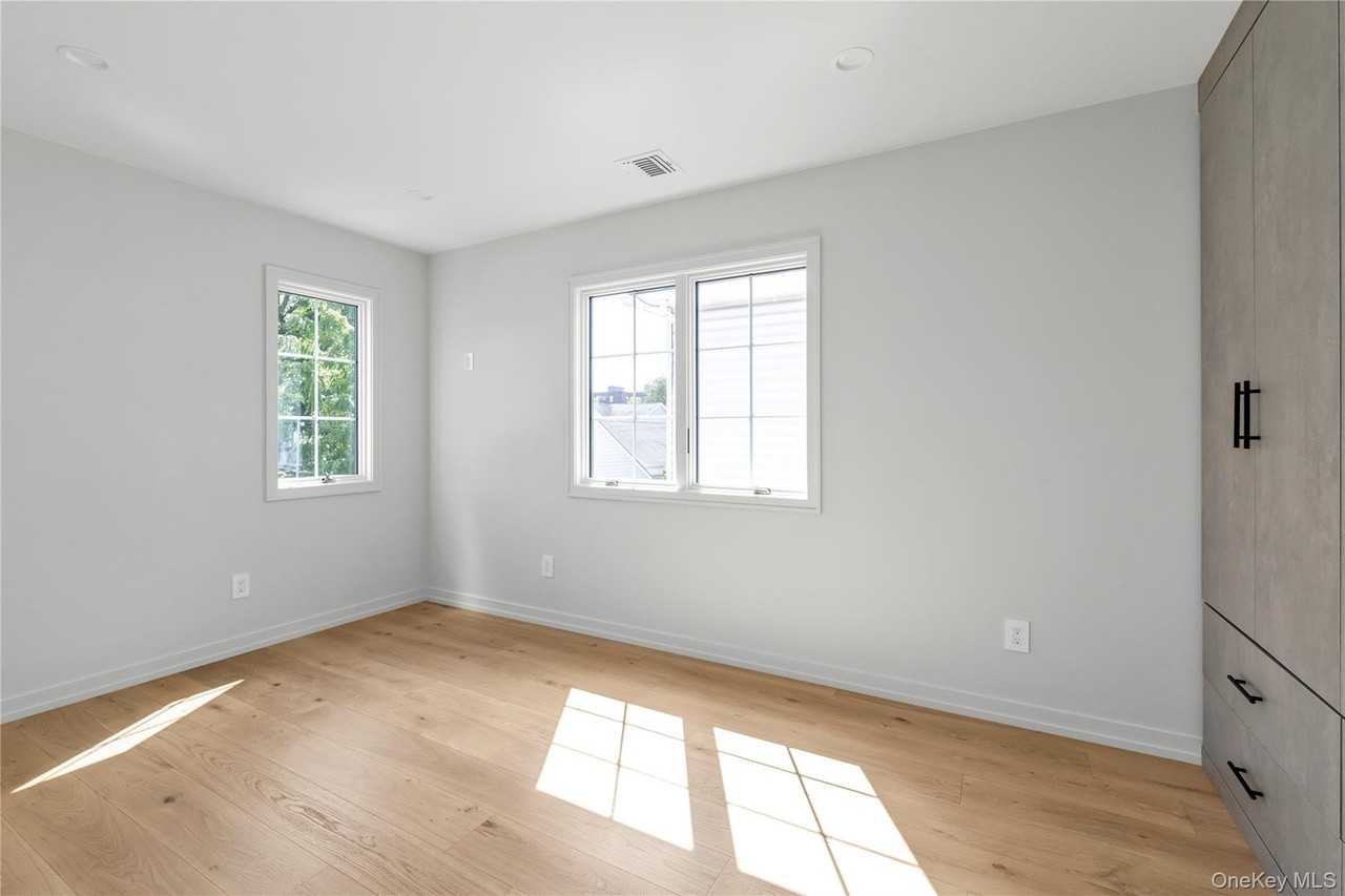 157 Lincoln Ave Unit 2 #2 - Photo 5 of 9