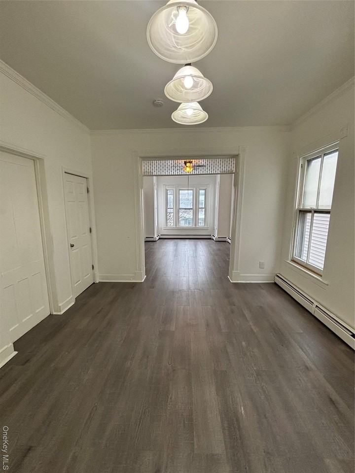 135 5th Ave - Photo 4 of 14