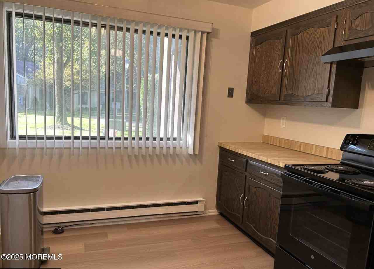 211 Covered Bridge Blvd Unit B #B - Photo 4 of 16