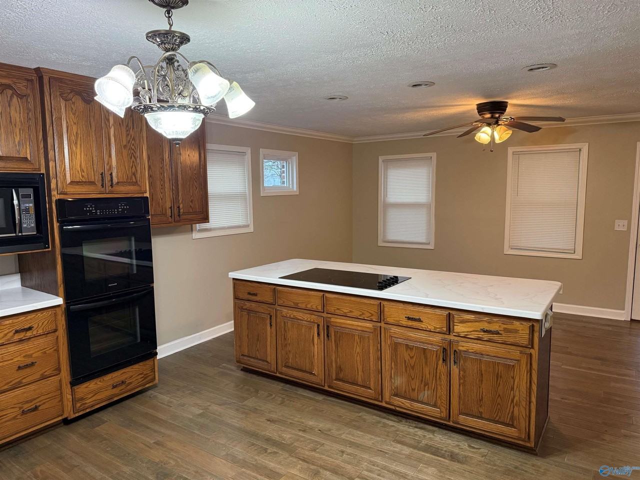 26680 Coral St - Photo 5 of 10