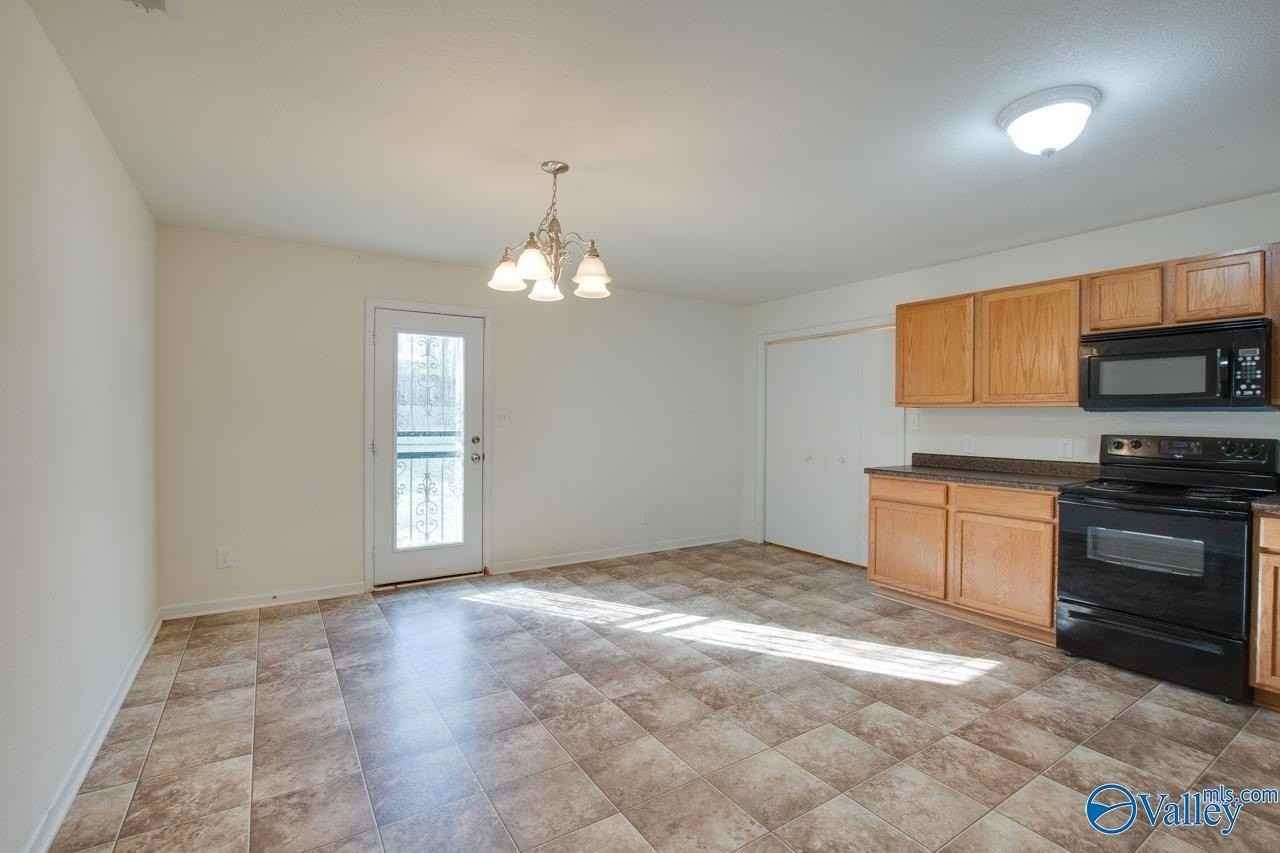 198 Cloverbrook Dr - Photo 5 of 19