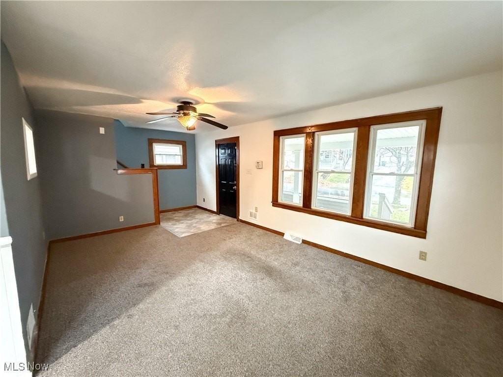 1206 Pitkin Ave - Photo 4 of 20