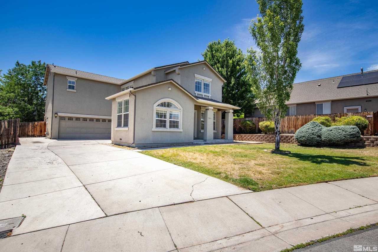 589 Panama Dr - Photo 2 of 29