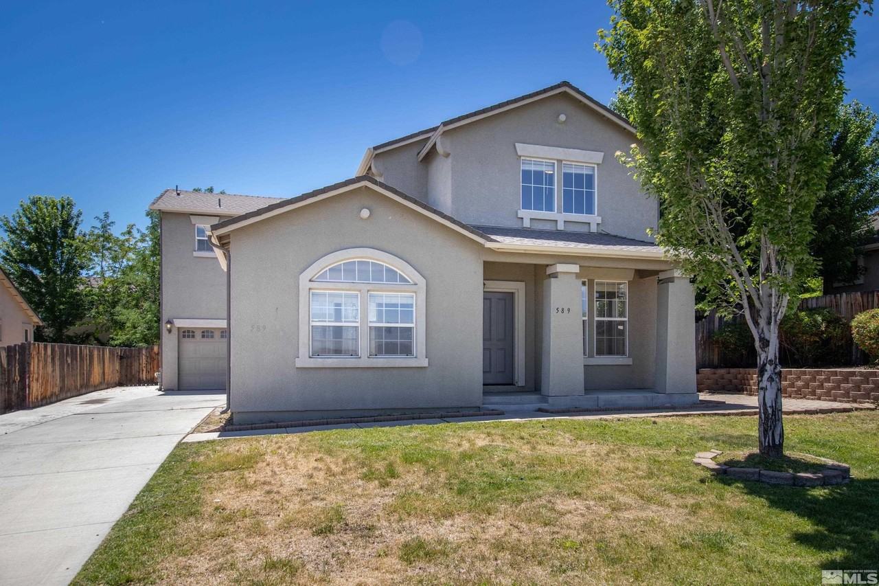 589 Panama Dr - Photo 3 of 29