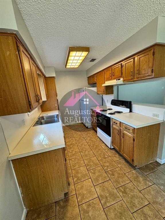 12 Buttercup Dr - Photo 3 of 12