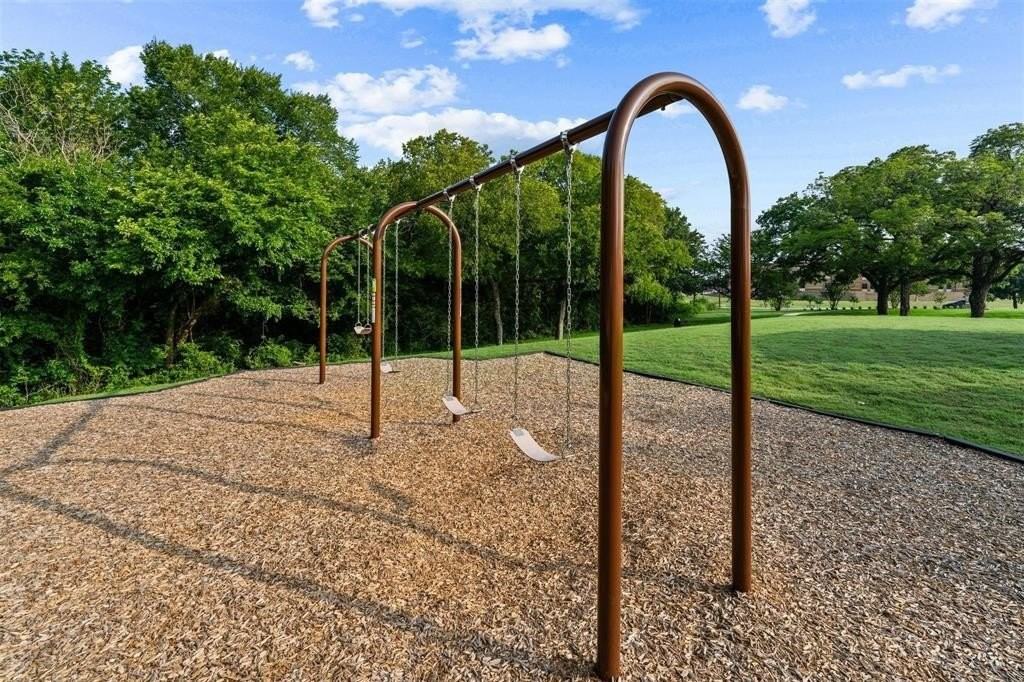 1136 Aragon Trl - Photo 5 of 25