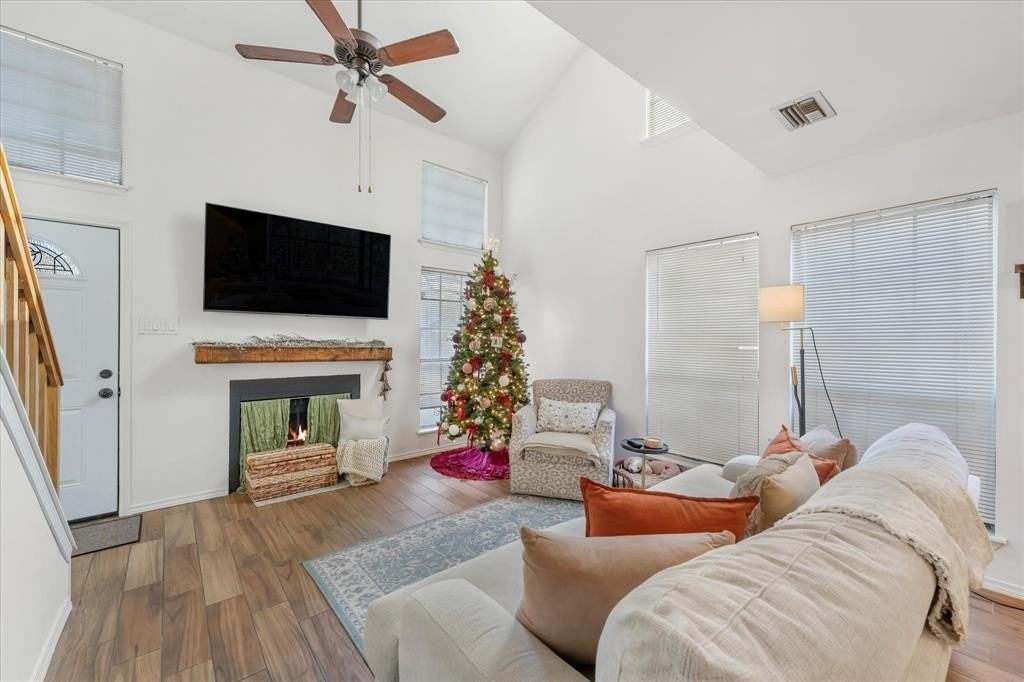 1419 Mccoy Street - Photo 3 of 17