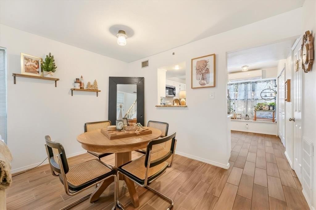 1419 Mccoy Street - Photo 5 of 17