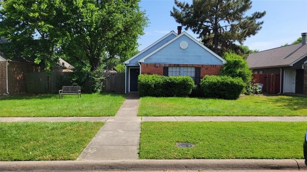 919 Sugarberry Drive