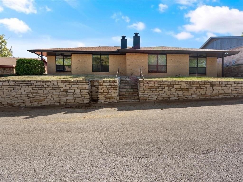 1117 S Rusk St #1117 - Photo 2 of 16