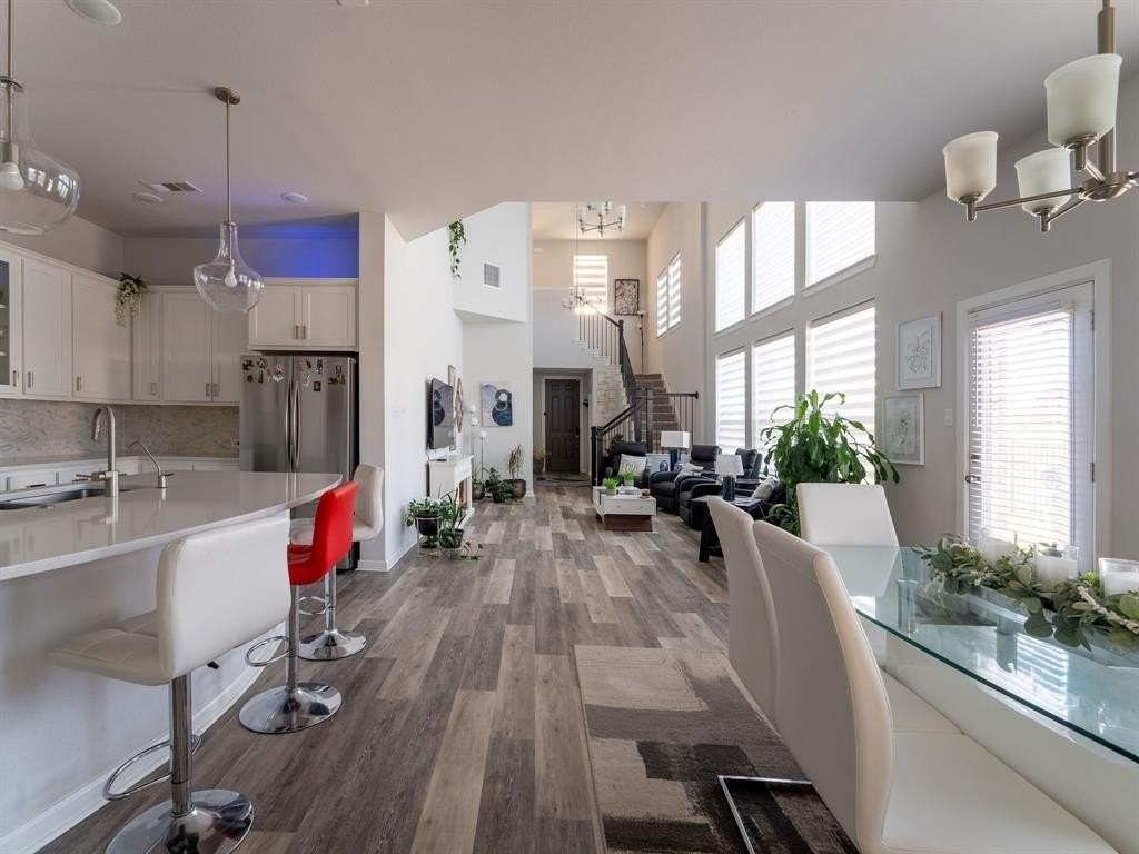 14068 Theodora Ln - Photo 7 of 29