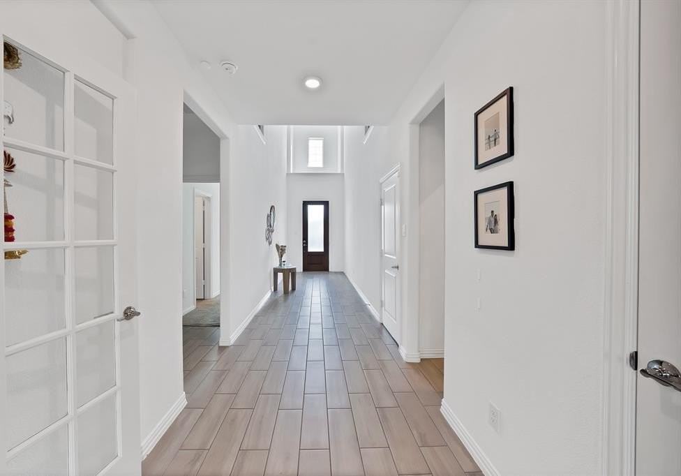 1216 Sassafras Drive - Photo 5 of 38