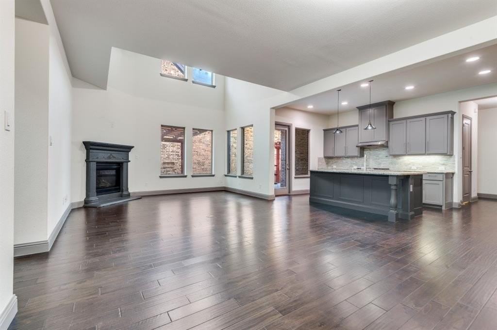 1245 W Harris Hawk Way - Photo 6 of 34