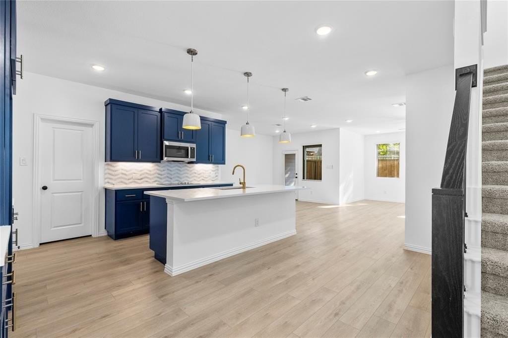 6930 Terlingua Dr - Photo 2 of 26